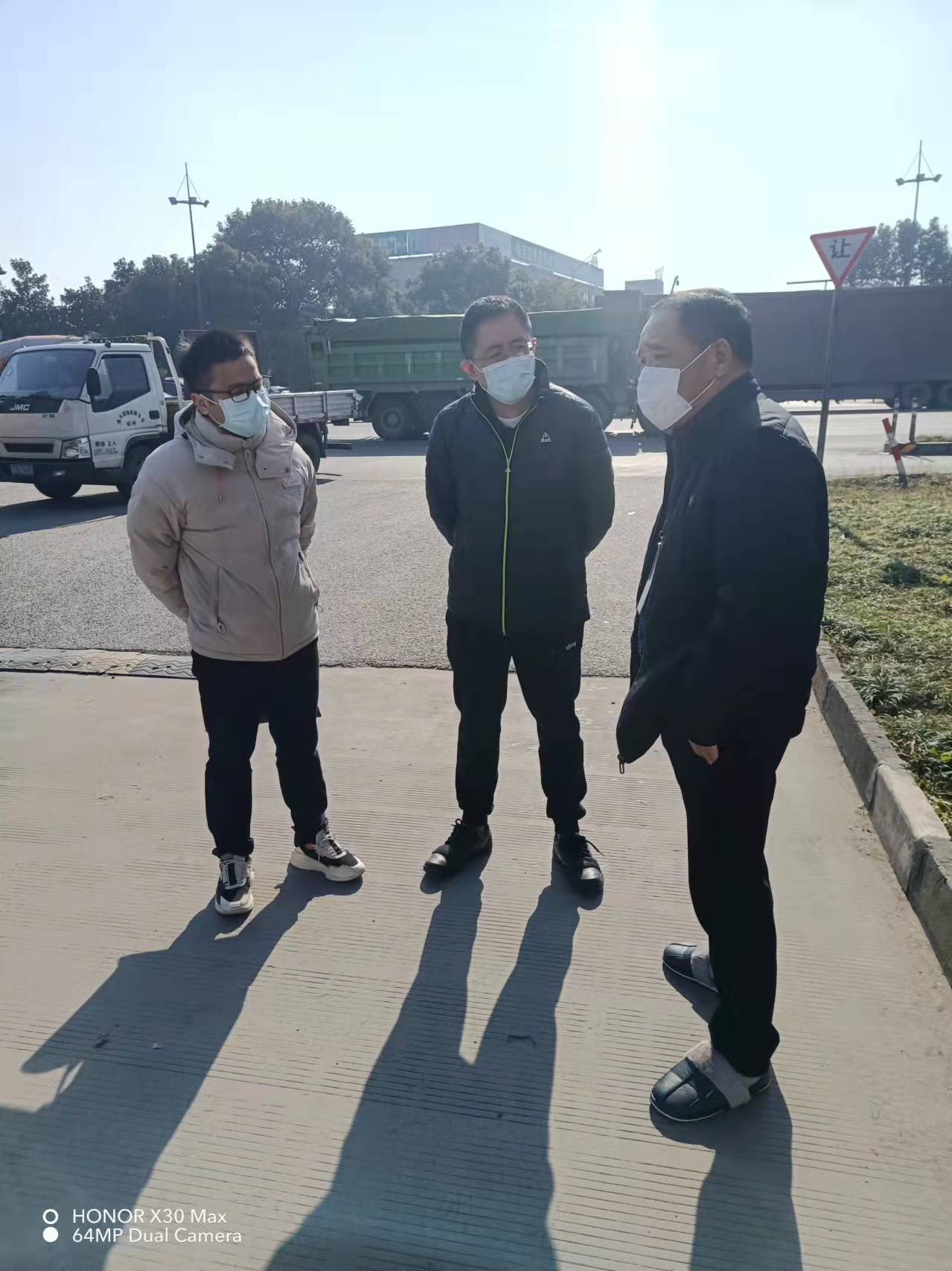 ������ؾ����Ժ�