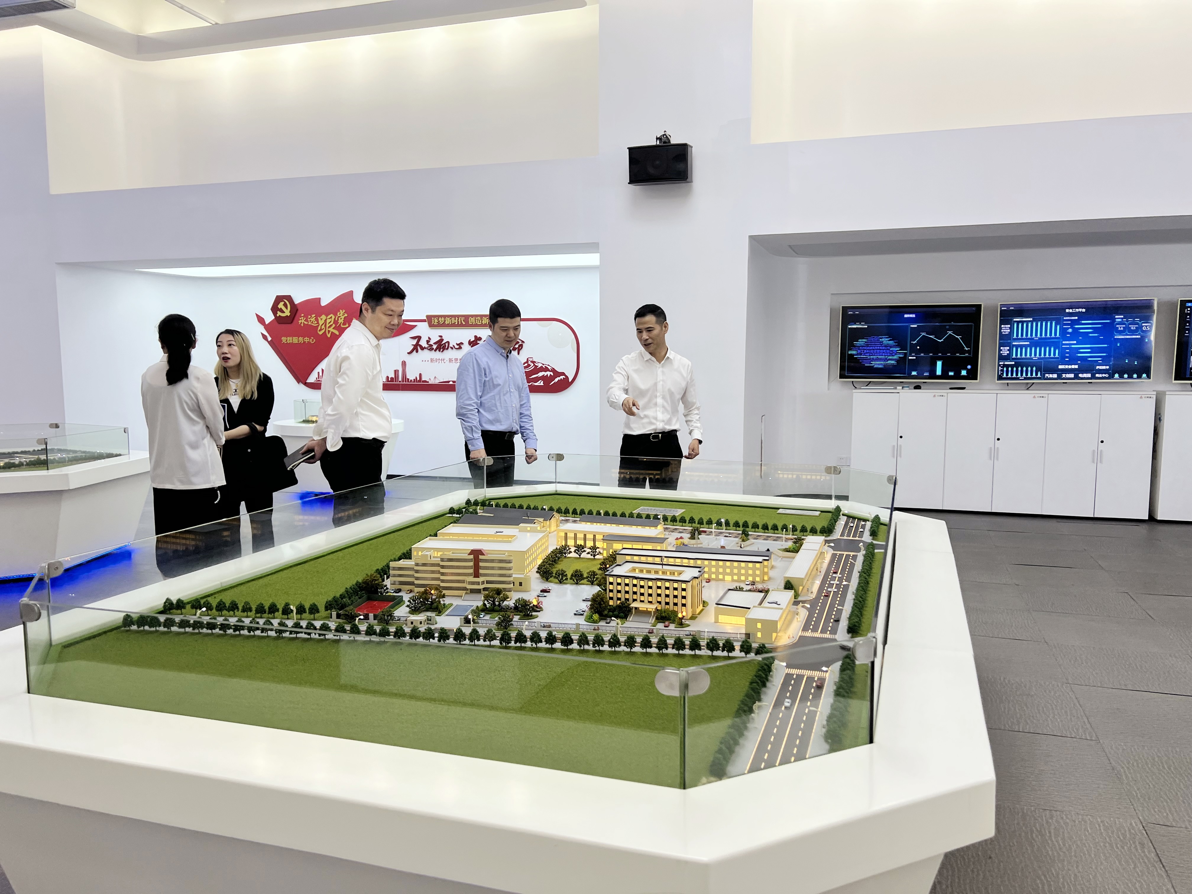 ����������ֵ�����ί����ǡ�Ч�ʹ������ź���һ��ݰ�ٺ���������ʱ�Ĵ����ŵ���ָ��