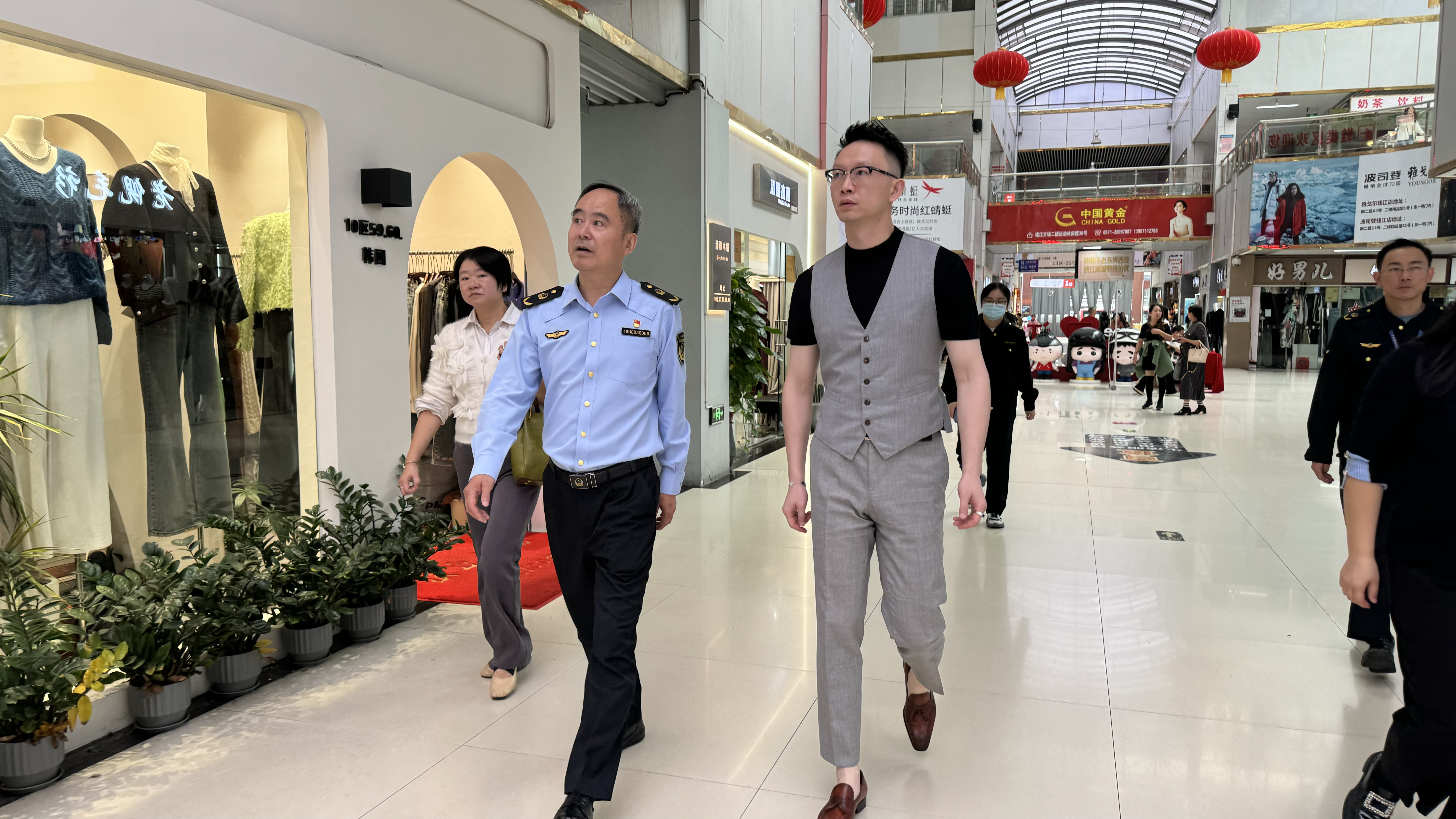 �������г��ϵ�ָ��ֳ�ݰ��Ǯ���̳ǿ�չ��������ָ������