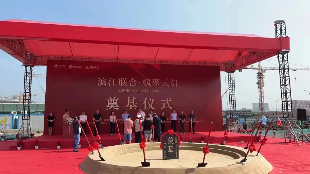 ������ʱ���ŵĵ��ĸ�������Ŀ���յ�ڨ