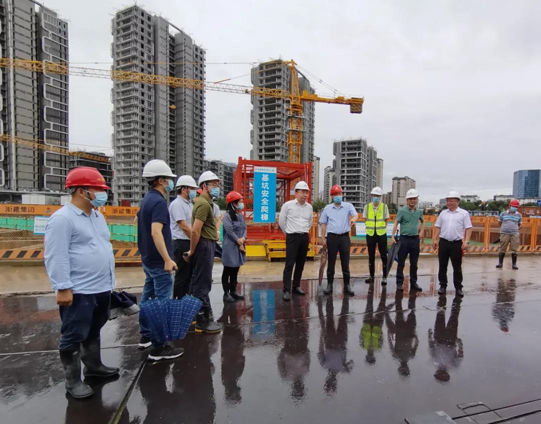 ��������ʵ�ؼ���Ѵ��̨����