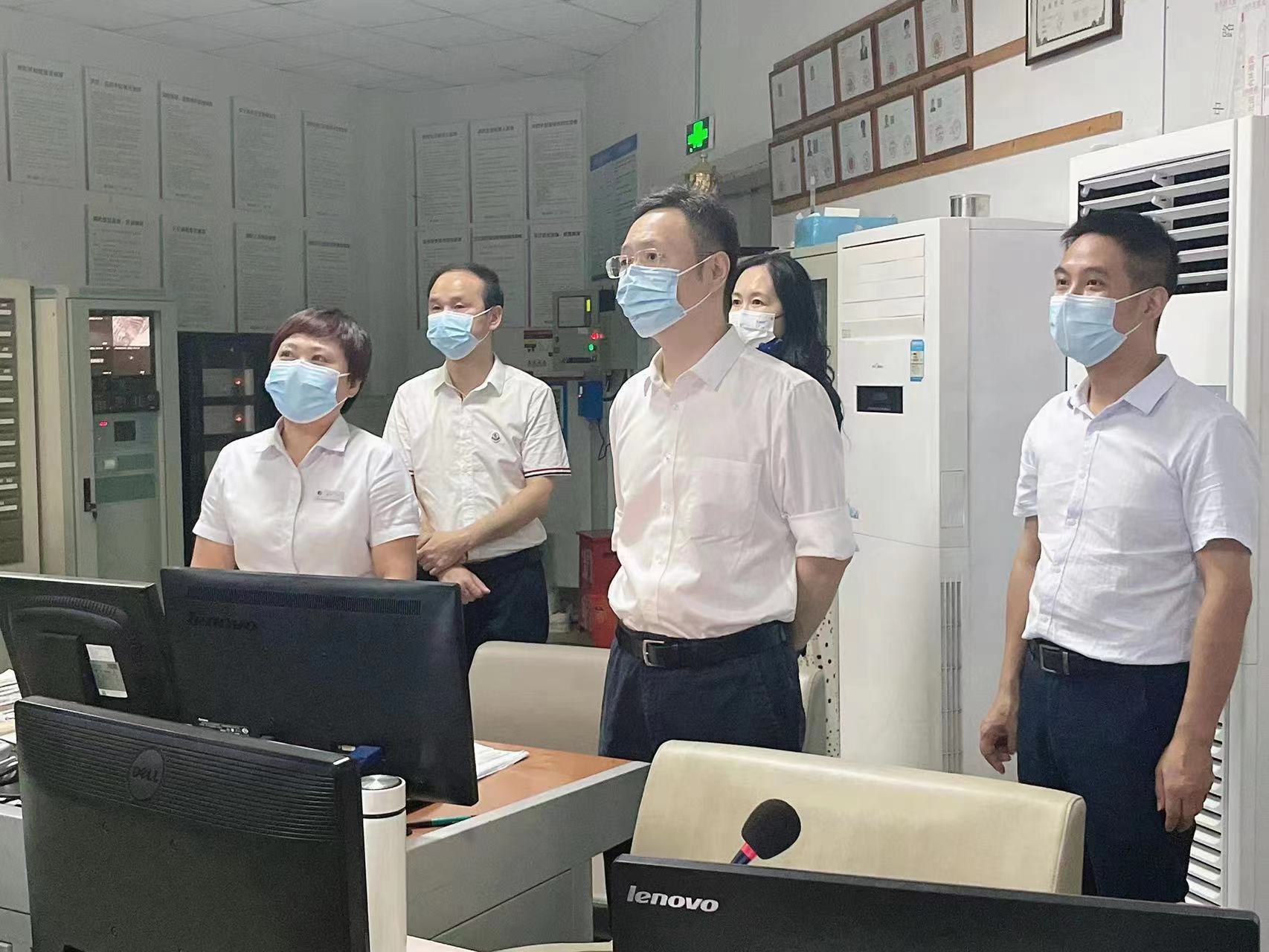 ����������������ݰ��ˮ���Ǽ���ǰ�����徲