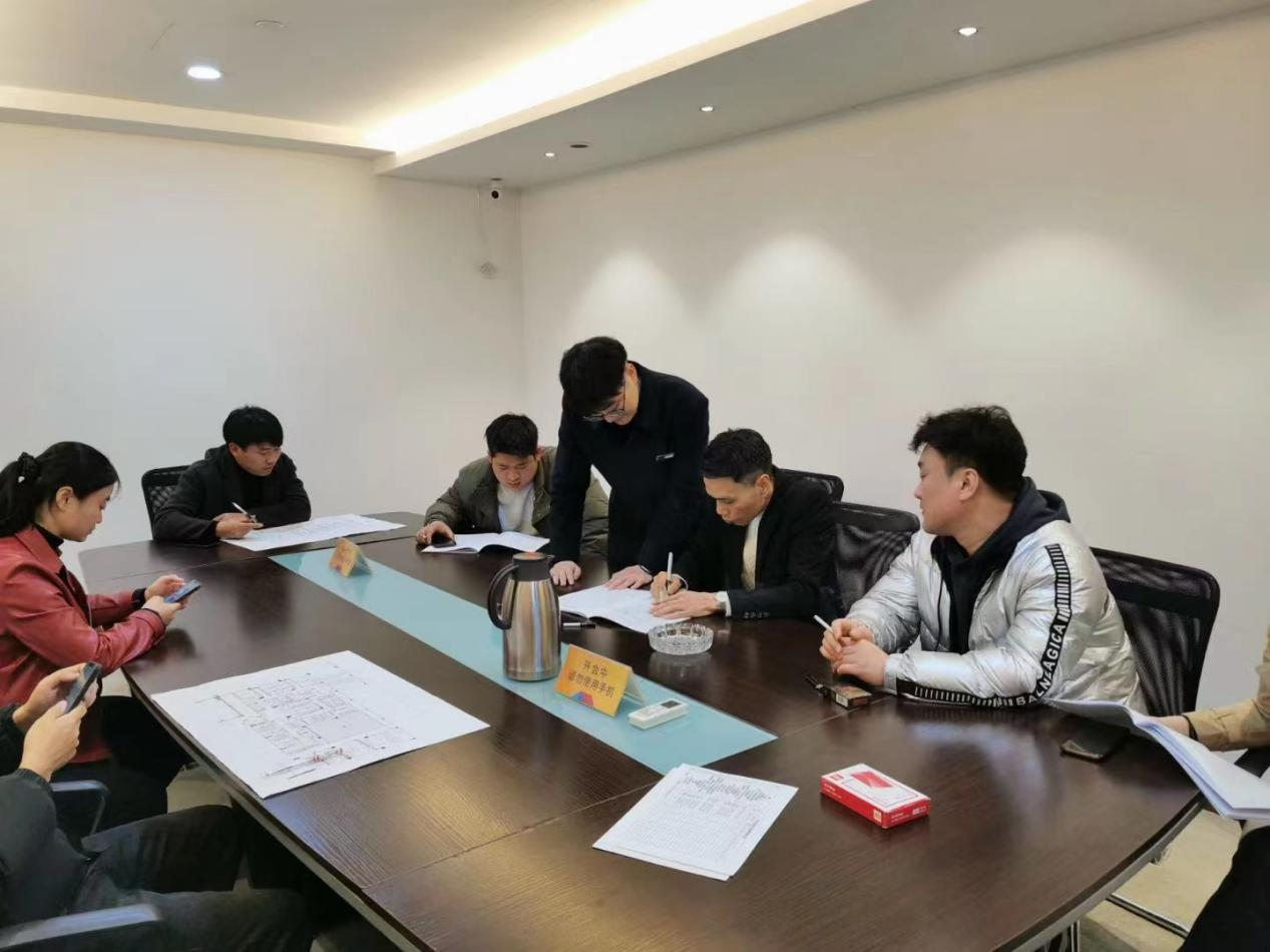 �ֵܵ�λ��������������Я�ֹ���������