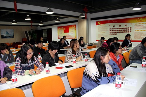 20131108԰����֧������2013�굳��Ա������ѵ�� (3).jpg