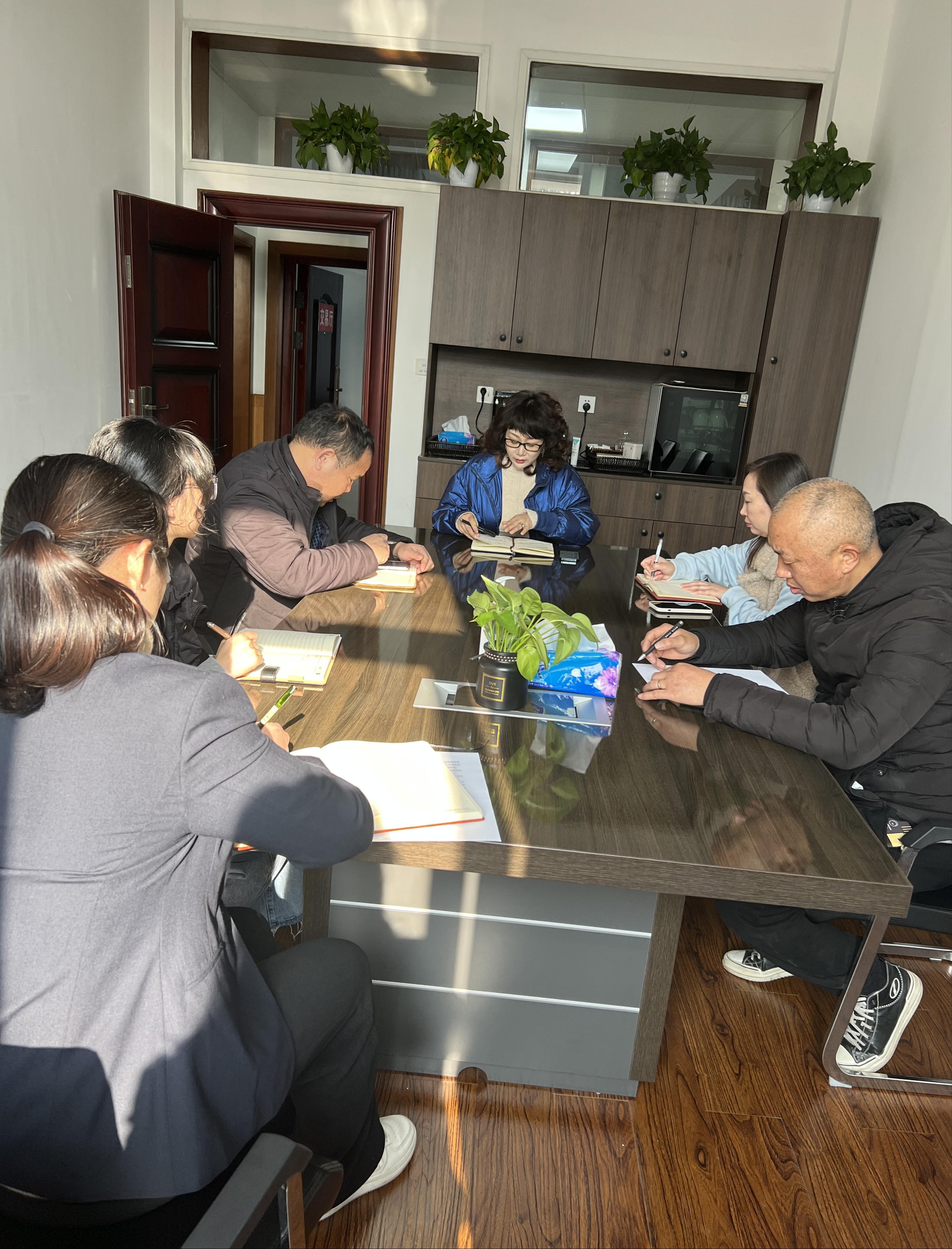 图片1(1).jpg 图片1(1).jpg